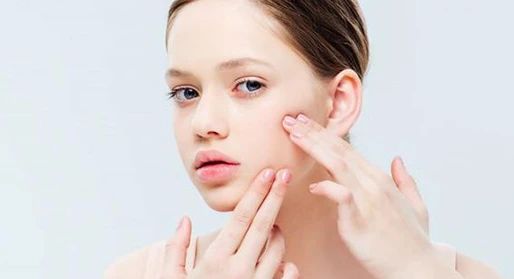 聚合性痤疮的病因